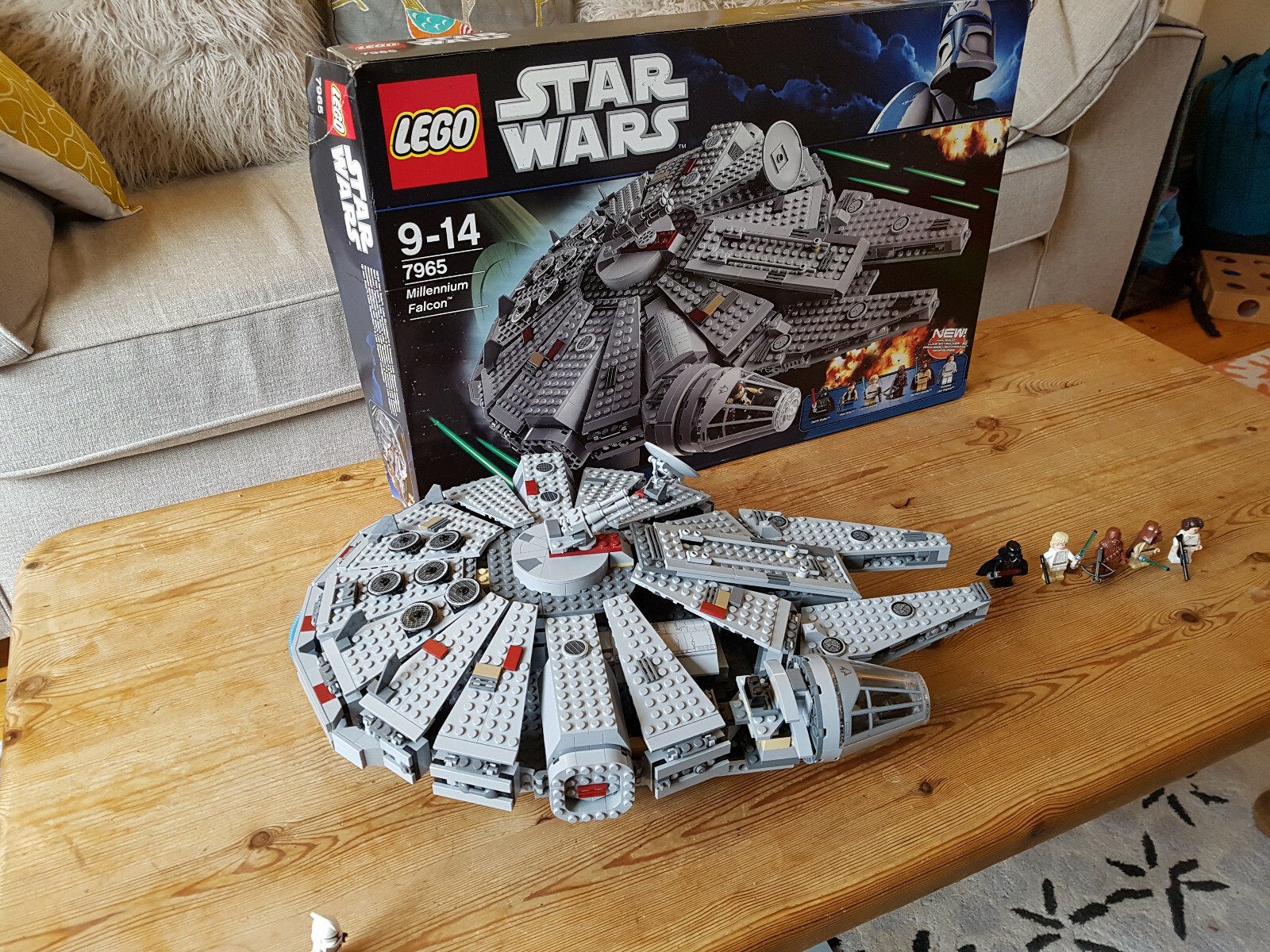 Lego Star Wars 7965 MILLENNIUM FALCON 100% complet en boîte-très bon état Lego Star Wars Wars Wars 7965 MILLENNIUM FALCON 100% complet en boîte-très bon état 05f28c