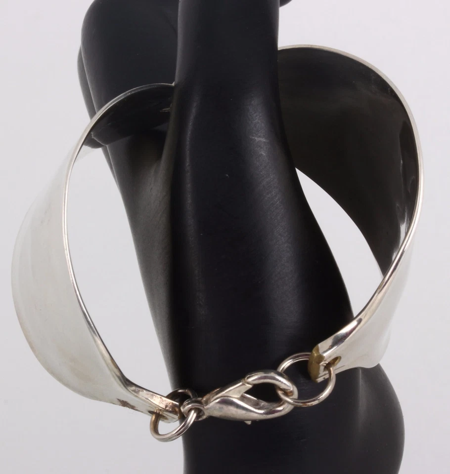 SILVERTONE WIDE LINKS FOR SMALL WRIST BRACELET FASHION 6754B - Image 2 of 3