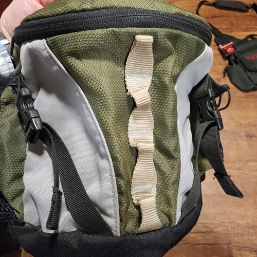Eddie Bauer Green Lumbar Fanny Pack Waist Bottle Holders Hip Bag Hiking Camping - Picture 10 of 10