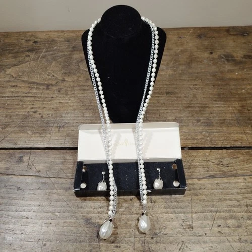 Vintage Sarah Coventry Set Necklace Earrings Costume Jewelry Faux Pearl