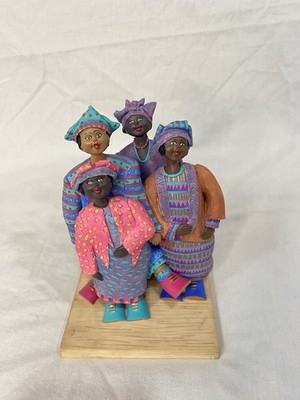 Voices Girlfriends Figurine Howard Marshall Jr. Resin Multicolor 2000