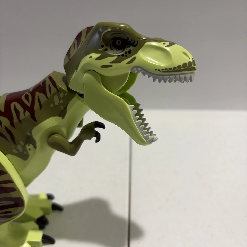 LEGO Dinosaurio Verde Amarillento Tyrannosaurus rex con Espalda Verde Oliva LEGO REAL Foto 2 de 4