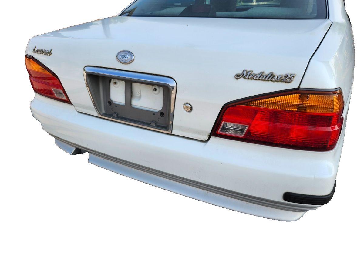 JDM NISSAN LAUREL C35 MEDALIST TRUNK EMBLEM OEM | eBay