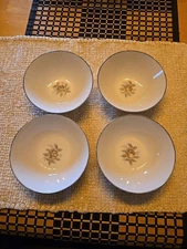 Dishware. Household. Kitchen. Fine China Noritake Rhoda Fine Bone China Set