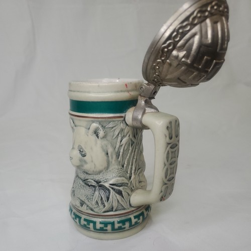 Avon gefährdete Arten Riesenpanda Stein 1991 - Bild 3 von 6