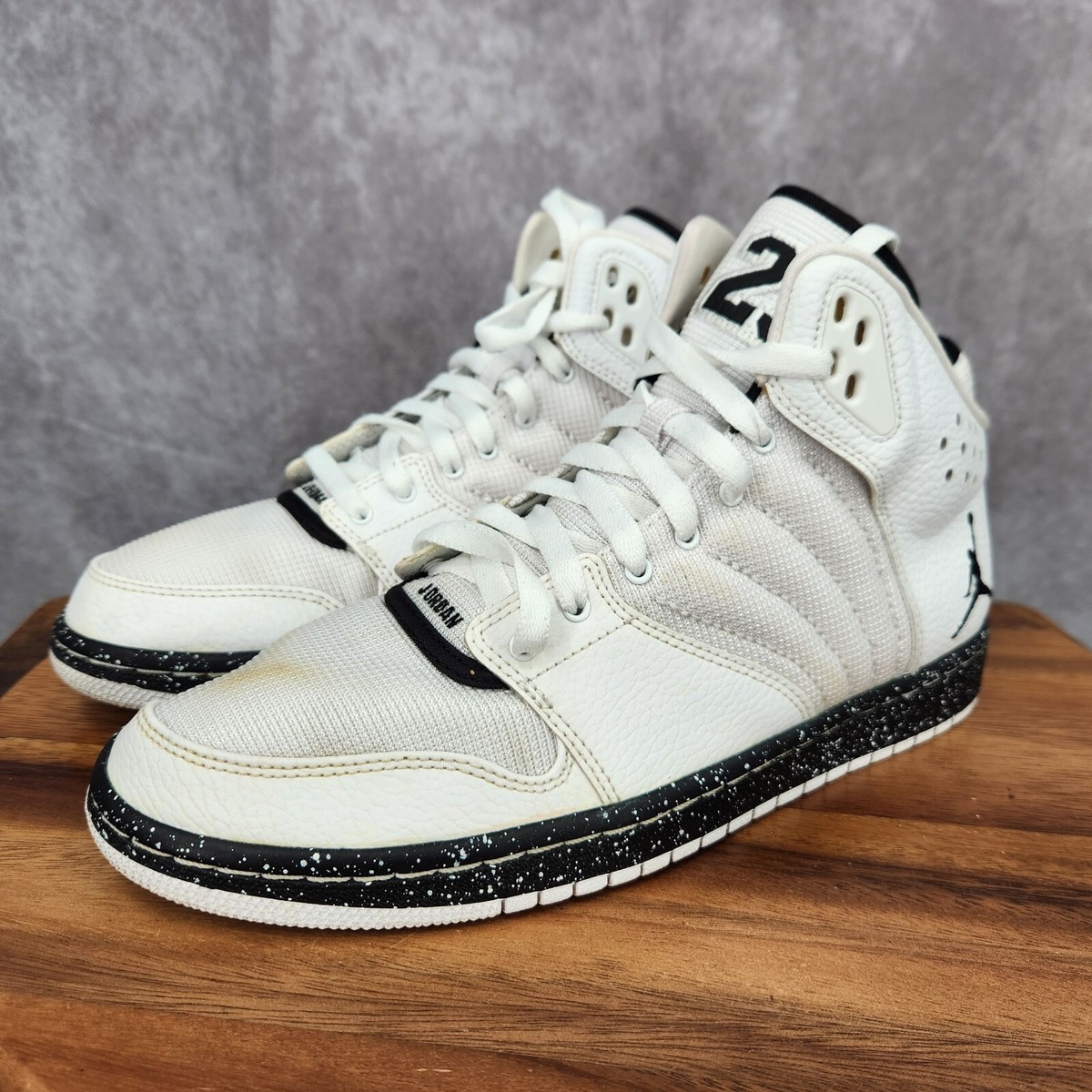 Nike Air Jordan 1 Flight 4 Basketball Shoes Mens‎ 9 White  Sneakers 838818-120 Nike Air Jordan 1 Flight 4 Basketball Shoes Mens 9 White  main image 2
