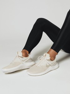 nike free tr 8 champagne