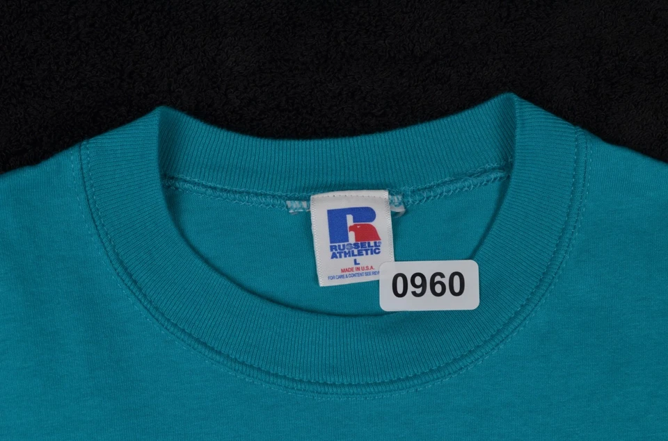 Camisa masculina vintage anos 80 Russell Athletic Script grande 40" azul-petróleo - Imagem 4 de 4