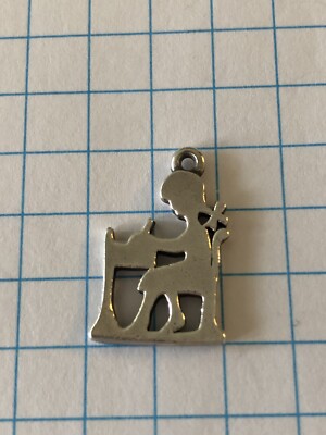James Avery Sterling Silver Little School Girl At Desk Charm Free Shipping 