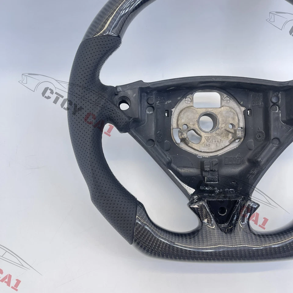 Volante de fibra de carbono personalizado para Porsche 03-10 Cayenne Turbo S 957 958 Foto 3 de 4