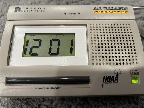 Oregon Scientific All Hazards Desktop Weather Radio NOAA WR3000 Tested Working - Picture 15 of 16