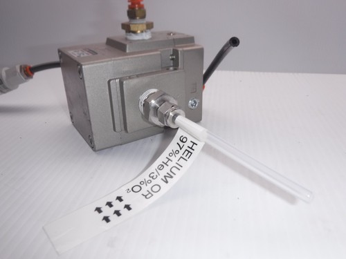 SMC VGA342-04NA Air Operated Valve 3 Port / SMC SFD100-N02B Air Filter - Picture 8 of 18