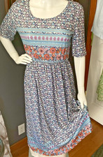 Comfortable soft ditsy print CASUAL DRESS WITH POCKETS NEW