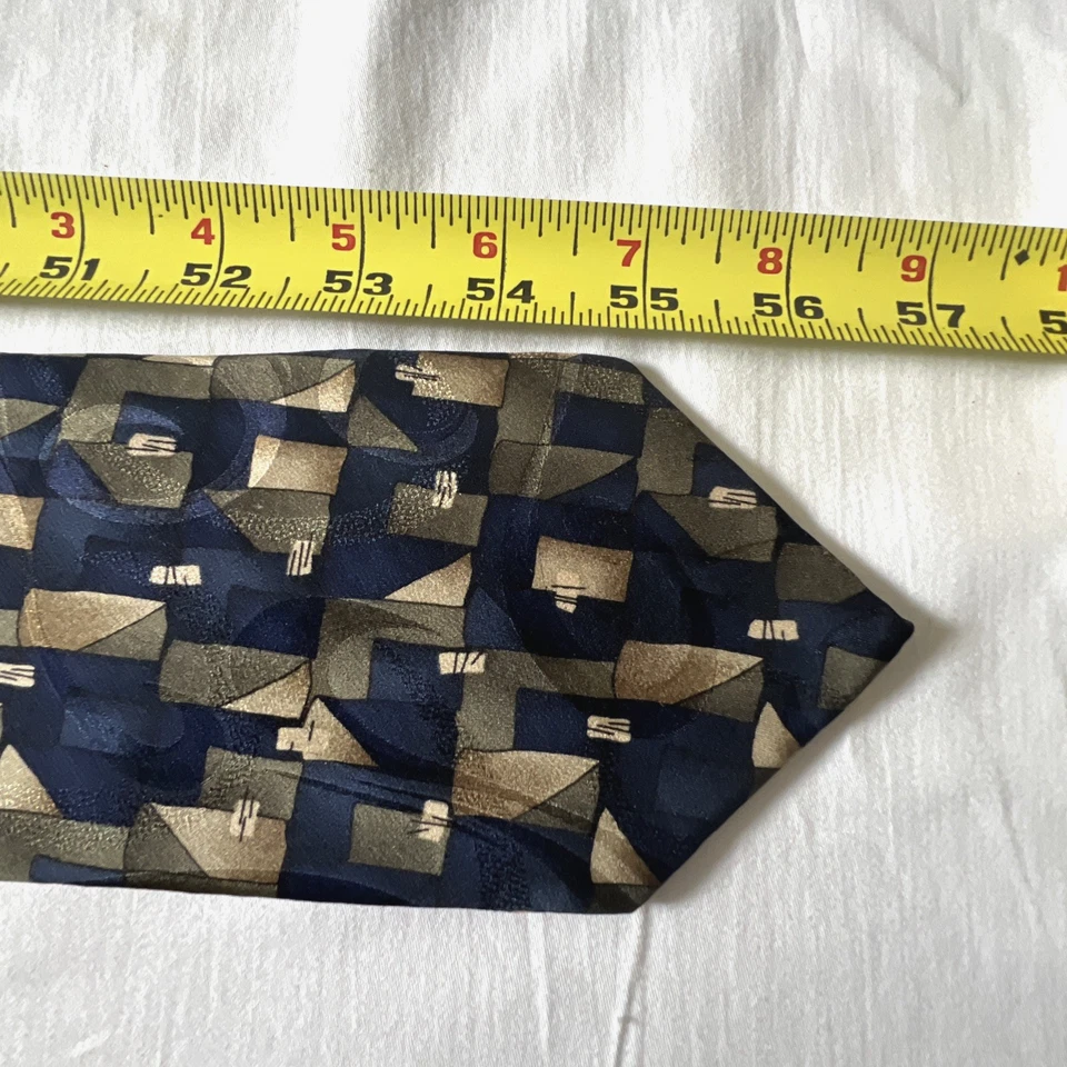 Daniel Hechter Necktie Navy & Beige 100% Silk Classic Vintage - Image 4 of 4