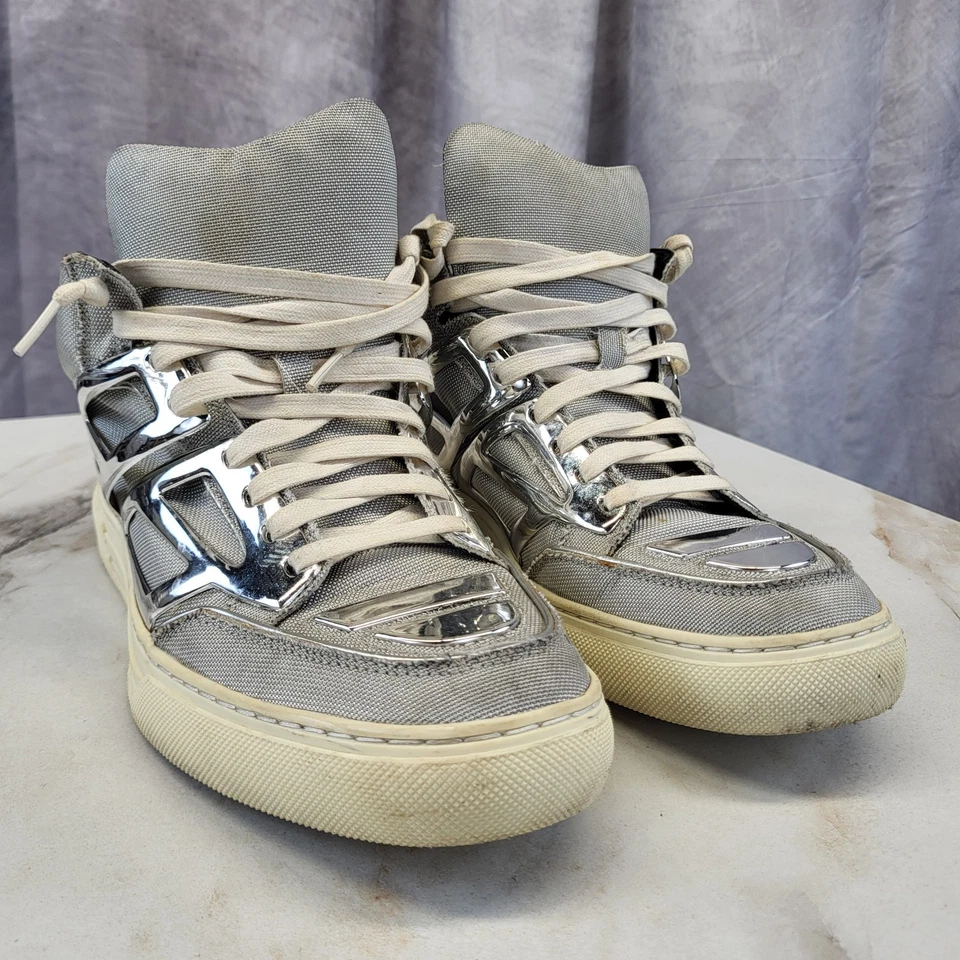 Zapatillas Hombre Alejandro Ingelimo Tron Talla 9 M Gris/Plateado Foto 2 de 4