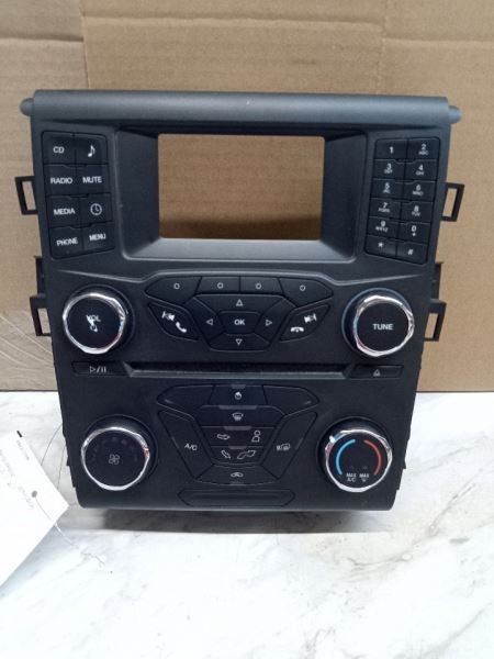 Audio Equipment Radio Control Panel Fits 15 FUSION 143390