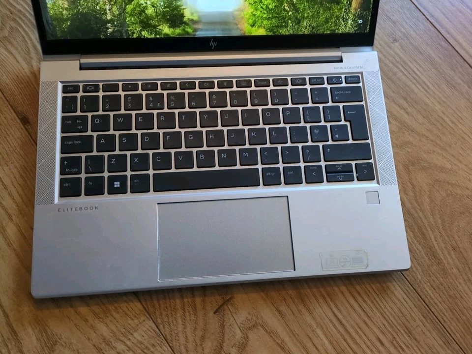 HP Elitebook 835 G8 Ryzen 5 5650U 2.3GHz 8GB 256GB SSD 13.3" Touchscreen 2211 - Image 2 of 4