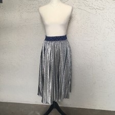 LuLaRoe Pleated Skirt Womens Small Metallic Jill Silver Grid Pattern Pull-On