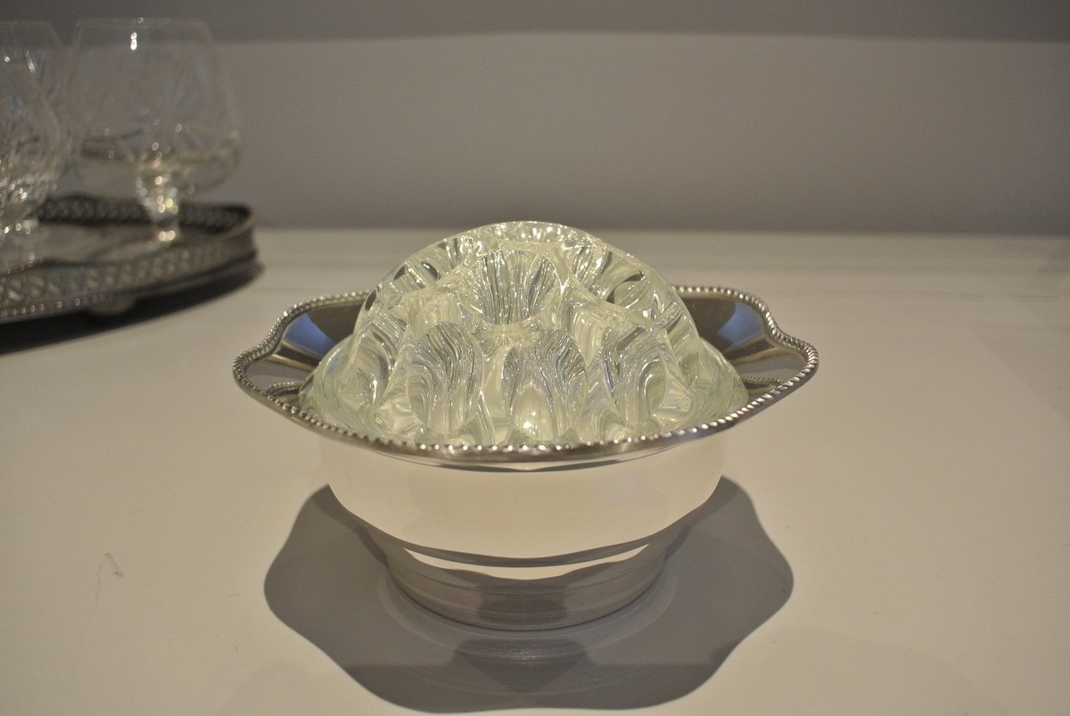 花瓶・フラワースタンド Arthur Price Of England flower bowl Arthur Price of England Mounted Flower Bowl in a petal style