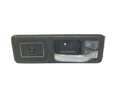 96chi Jeep Cherokee XJ 84-96 Passenger Rear Interior Door Handle Window