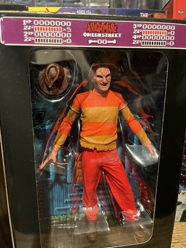 NECA A Nightmare On Elm Street Freddy Krueger Ultimate Video Game Version Figure - Imagen 3 de 3