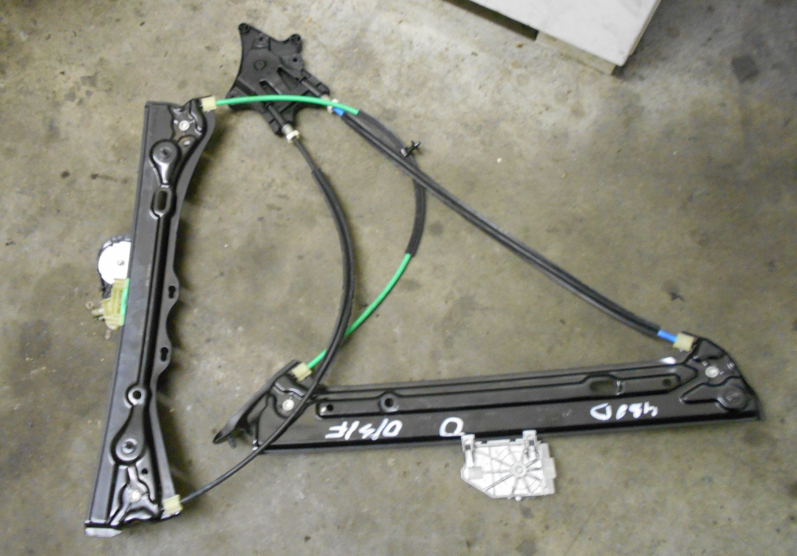 BMW 4 Series 2017 F33 OSF Driver Side Front Window Regulator  