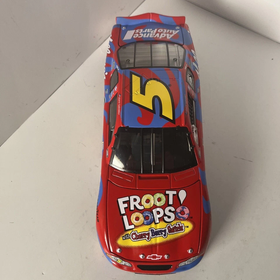 Terry Labonte 1/24 diecast #5 Kelloggs 2000 Monte Carlo - Image 4 of 4