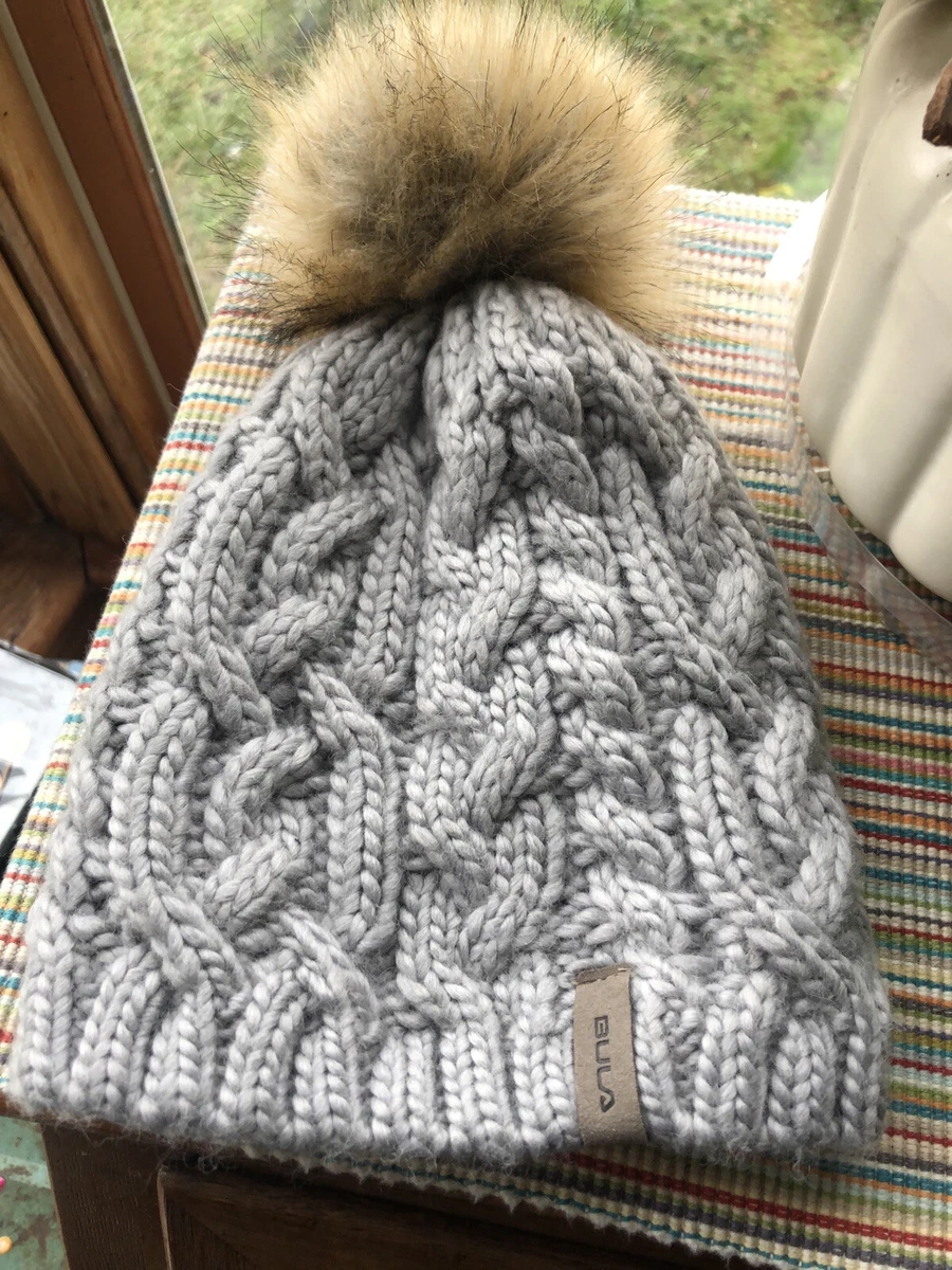 BULA Womens Wool Beanie Pom Pom Winter Hat New One Size Gray Cable Knit  Lined