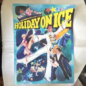 Holiday on Ice Souvenir Program Book & Magazine Collectible Paper Program