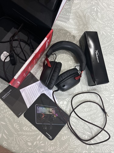 HYPERX Cloud III Gaming Headset - Black & Red