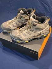 Moab 2 Vent Mid Men's Hiking Boots 11 Walnut Barely Used