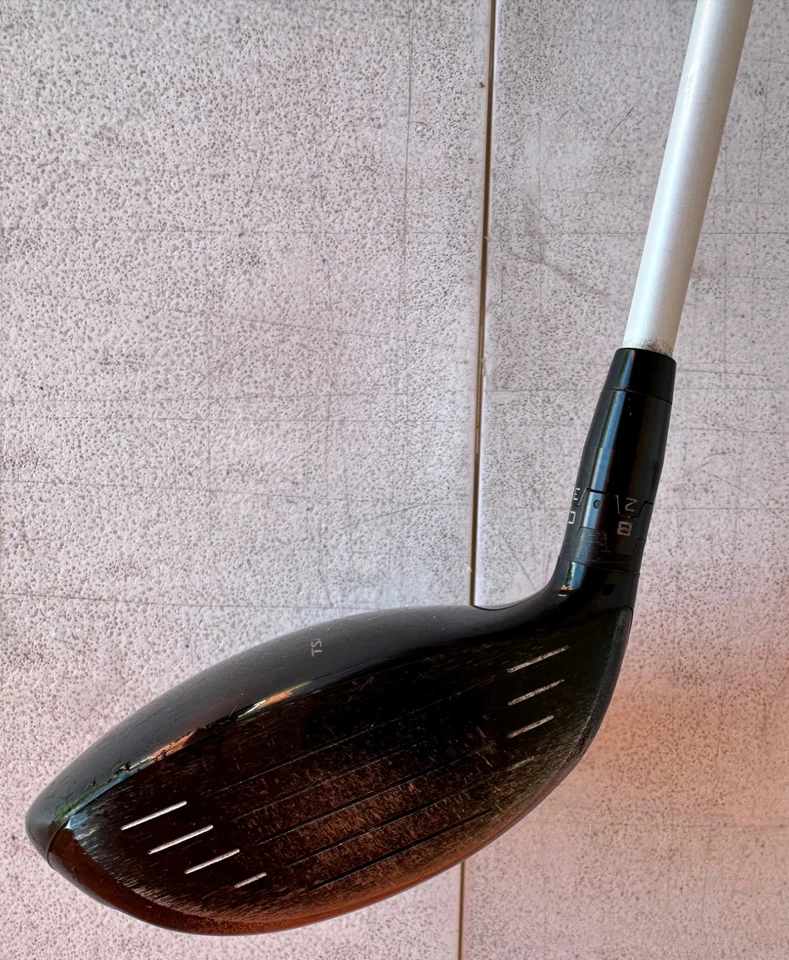 Titleist TSi2 15* 3 Wood. Graphite Air Speeder 40 R2 Senior Flex. Right-Handed. - Image 2 of 4