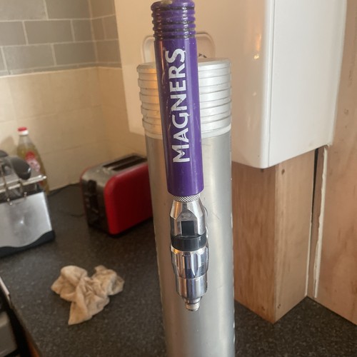 Magners Cider Beer Pump Dark Fruit Pub / Bar / Mancave / Beer Pump - Picture 7 of 8