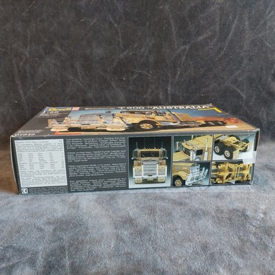 revell ケンワース t900 オーストラリア Vintage Revell 1:25 Scale Kenworth T900 'Australia' Truck Model