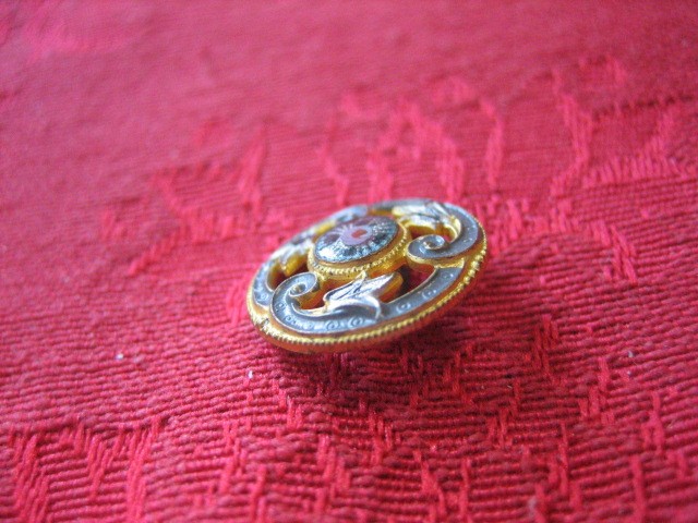 Picture 4 of 5