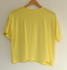Kettlewell size M t-shirt 223 short sleeve tee crew neck boxy Canary yellow