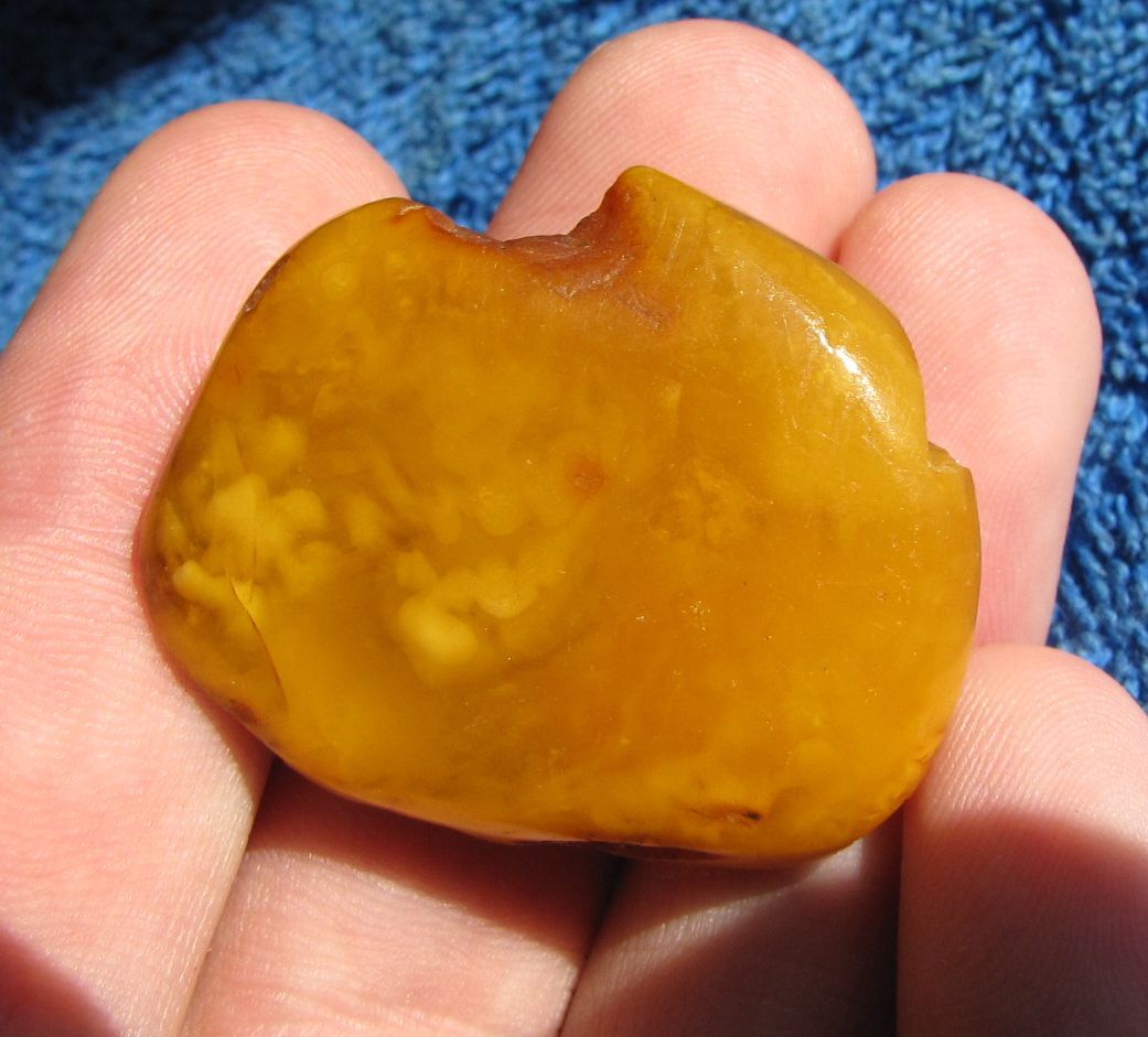 Natural Baltic amber 9 gr yellow pin brooch Butterscotch USSR gems 琥珀 Jewelry