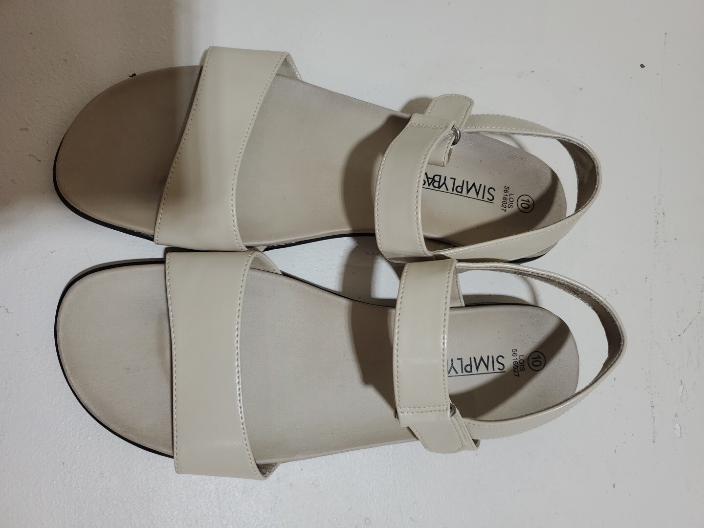 Simply Basic Size 10 Flat Sandals gray  color Veg… - image 16