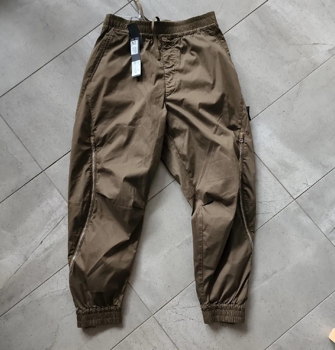 Stone Island Shadow Project Made In Italy cargo pants M 48 Stone Island Shadow Project Made In Italy cargo pants M 48