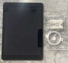 Apple iPad Air A1474 16 GB, Wi-Fi, 9.7 in -Silver (MD788LL/A)