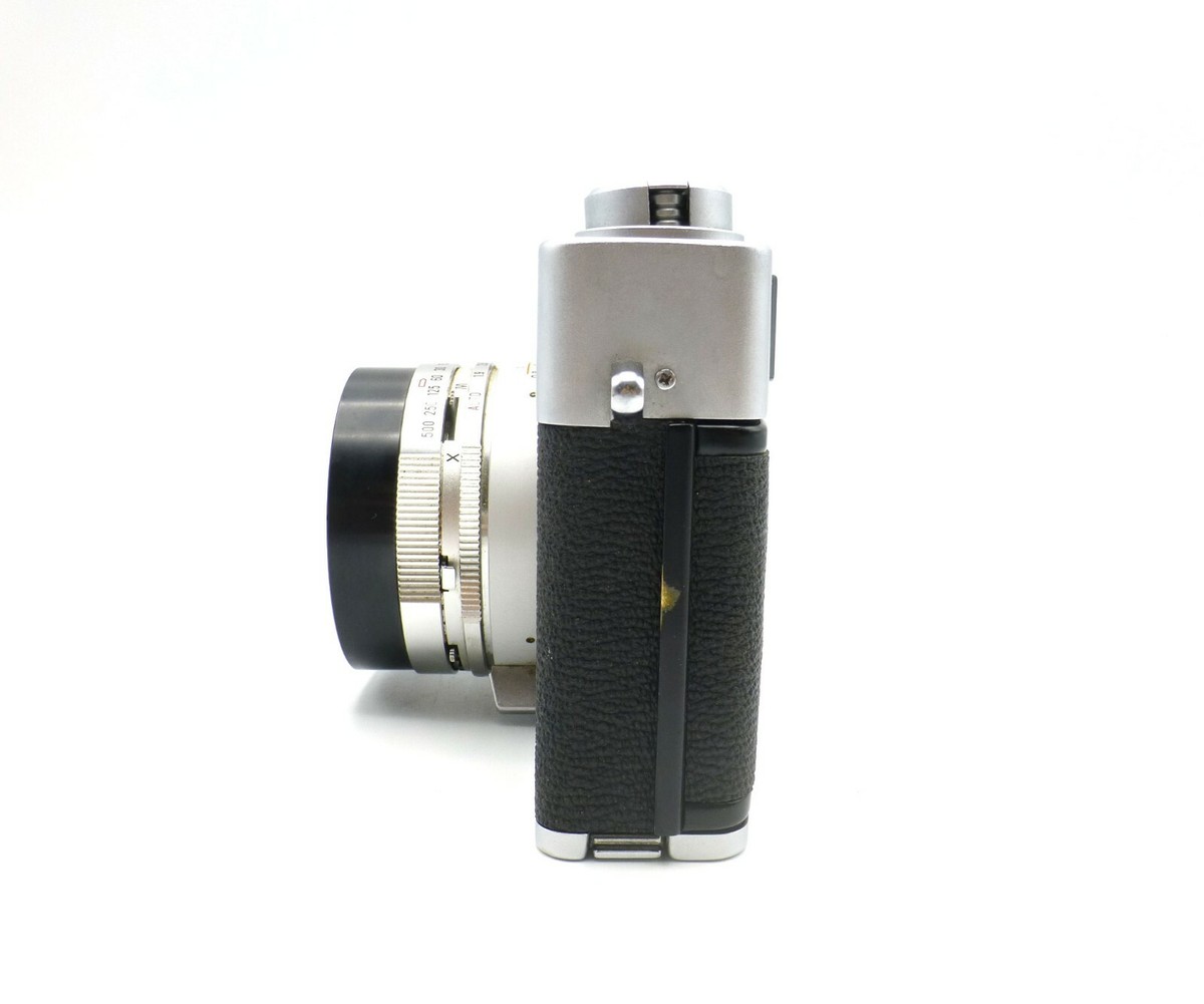 Vintage Canon Canonet QL19 Film Camera for Parts or Repair