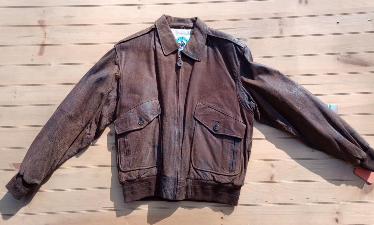 M. Julian Adventures Leather Bomber Jacket Size 38 Insulated M. Julian Adventures Leather Bomber Jacket Size 38 Insulated