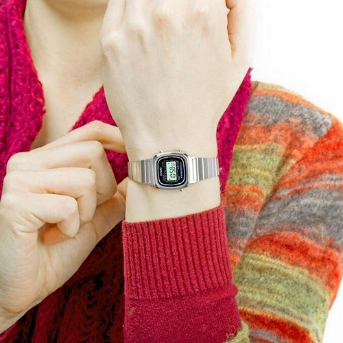Reloj Casio Digital Mujer Pulsera Acero Inoxidable- Cronometro - Alarma - La670w - Imagen 4 de 5