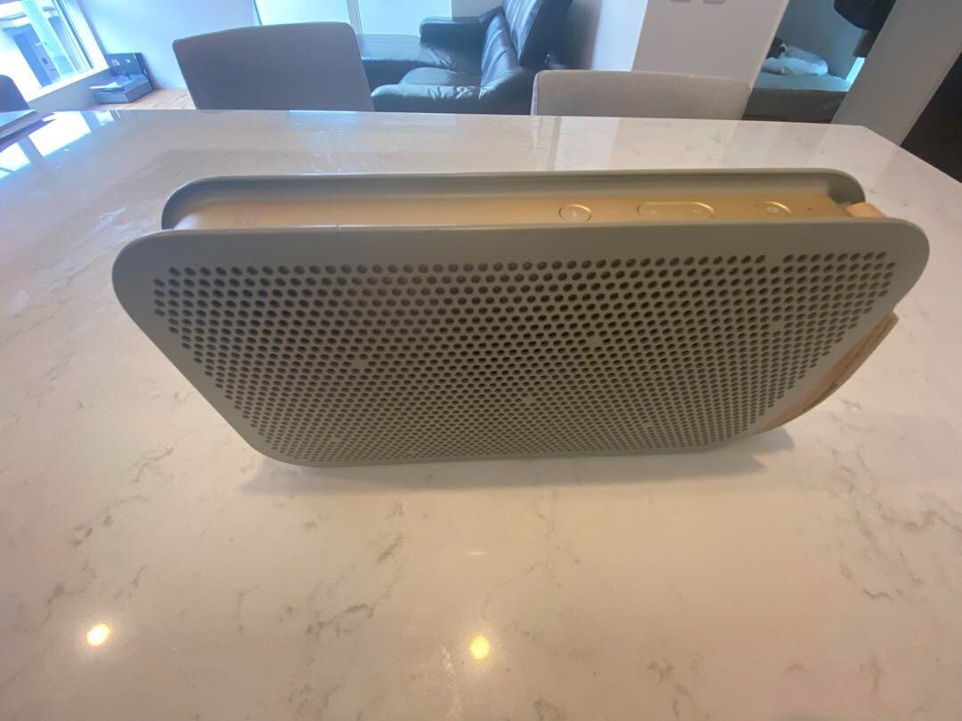 Bang & Olufsen Beoplay A2 Bluetooth B&O Play Portable