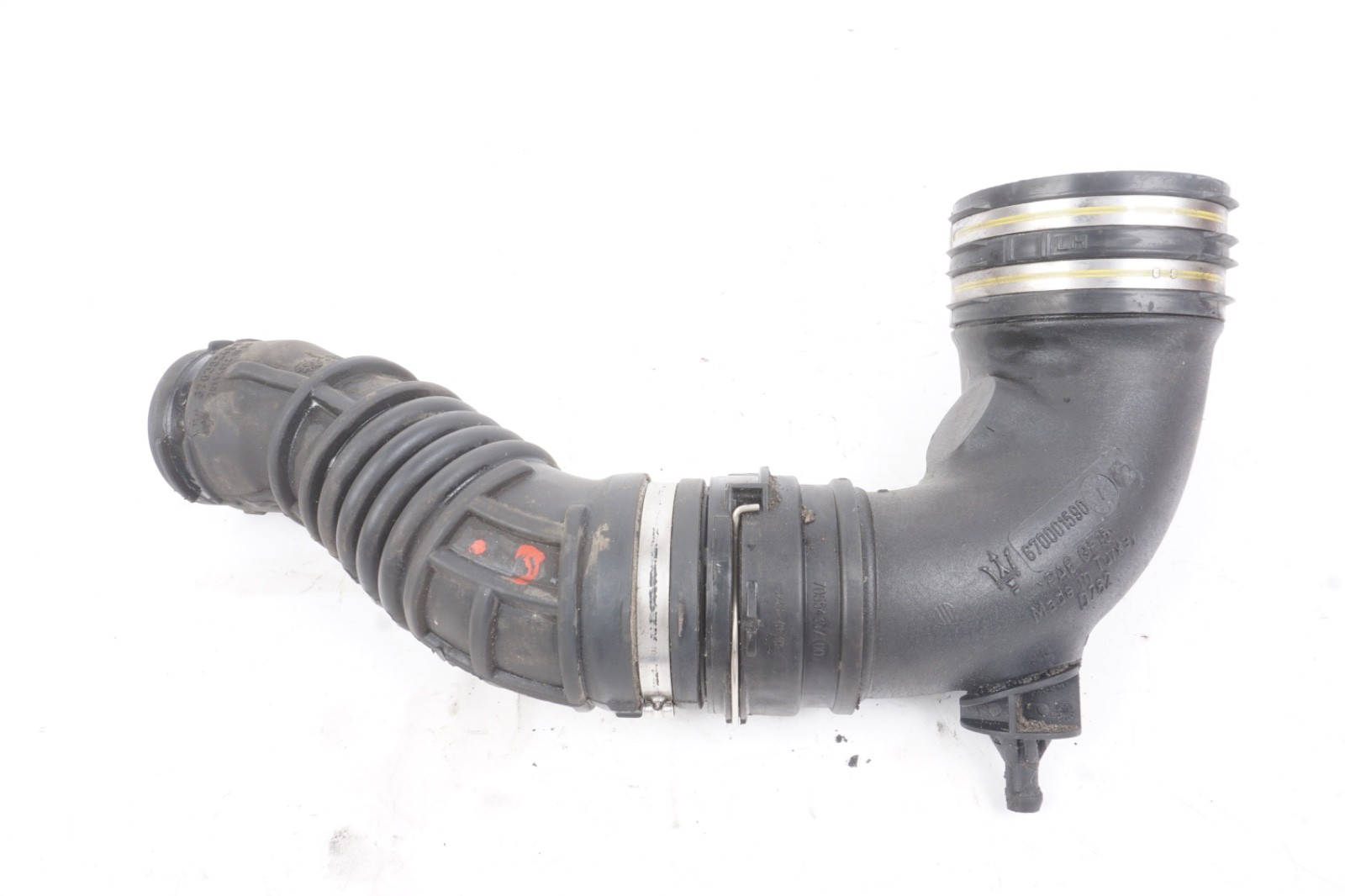 2014 - 2017 Maserati Ghibli Right Air Intake Inlet Resonator Sleeve Hose Tube