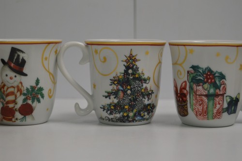 4 Williams Sonoma Espresso Cups 'Twas the Night Before Christmas NIB New - Picture 9 of 14