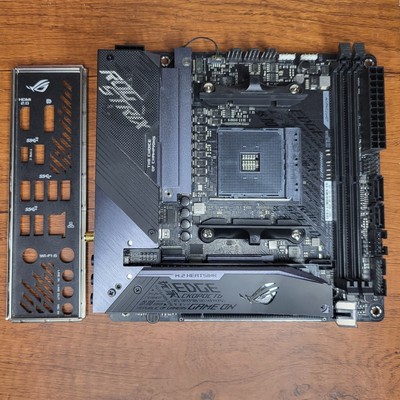 ASUS ROG STRIX X570-I GAMING AM4 Mini-ITX DDR4-4000 16Gx2 ASUS ROG STRIX X570-I GAMING AM4 Mini-ITX DDR4-4000 16Gx2