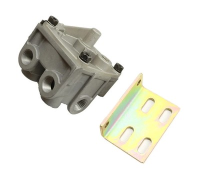 Bendix 065476 BENDIXR-12R 4 PSI AIR BRAKE RELAY VALVE