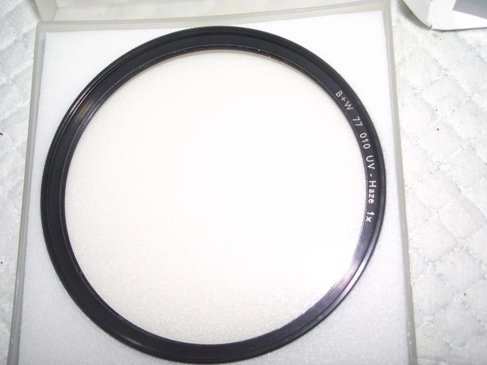 B + W 77MM UV HAZE ULTRAVIOLETA FILTER, NEW IN BOX - Image 3 of 4