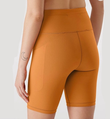 Arc'teryx Women's Essent High Rise Shorts, 6-inch, Size Small, Spandex, Hiking